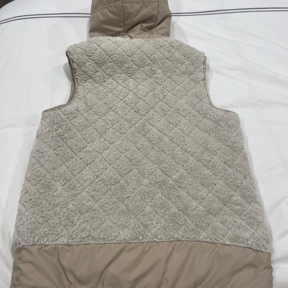 Patagonia common threads reservable Sherpa vest sz small - Picture 3 of 5